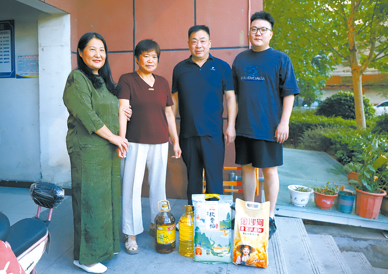 十九载坚守大爱：越玉环家庭用爱点亮留守儿童星空