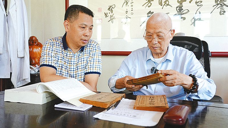 岐黄薪火照杏林——走近国家级非遗代表性传承人毛顺卿和毛氏济世堂