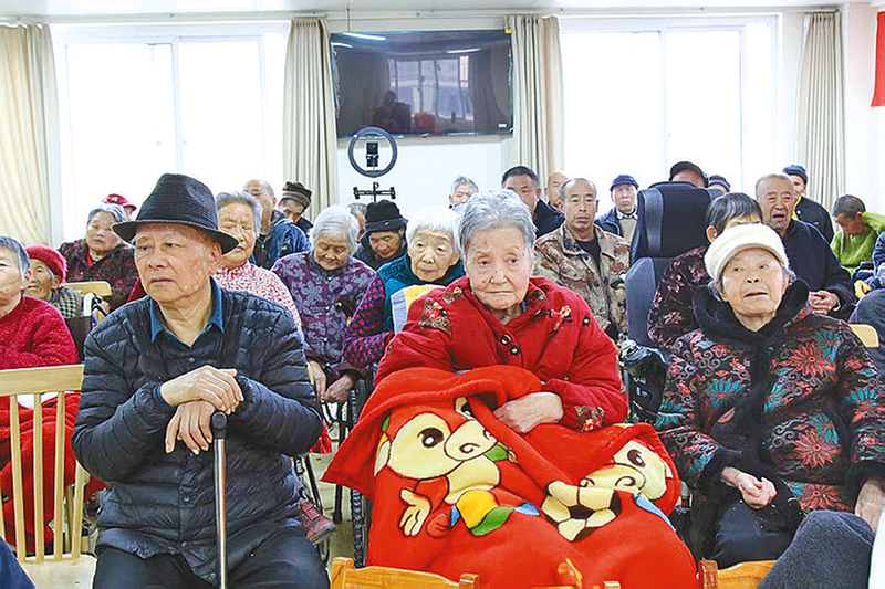 情暖敬老院 志愿绽芳华