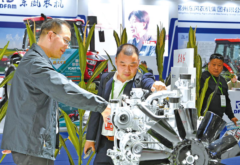 智能农机耀天中 乡村振兴添动能